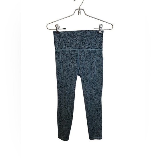 Athleta Salutation Stash Pocket II Textured 7/8 Tight - Picture 2 of 8